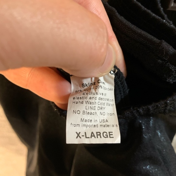 Skinz Shiny Faux Leather Pants - Picture 4 of 4